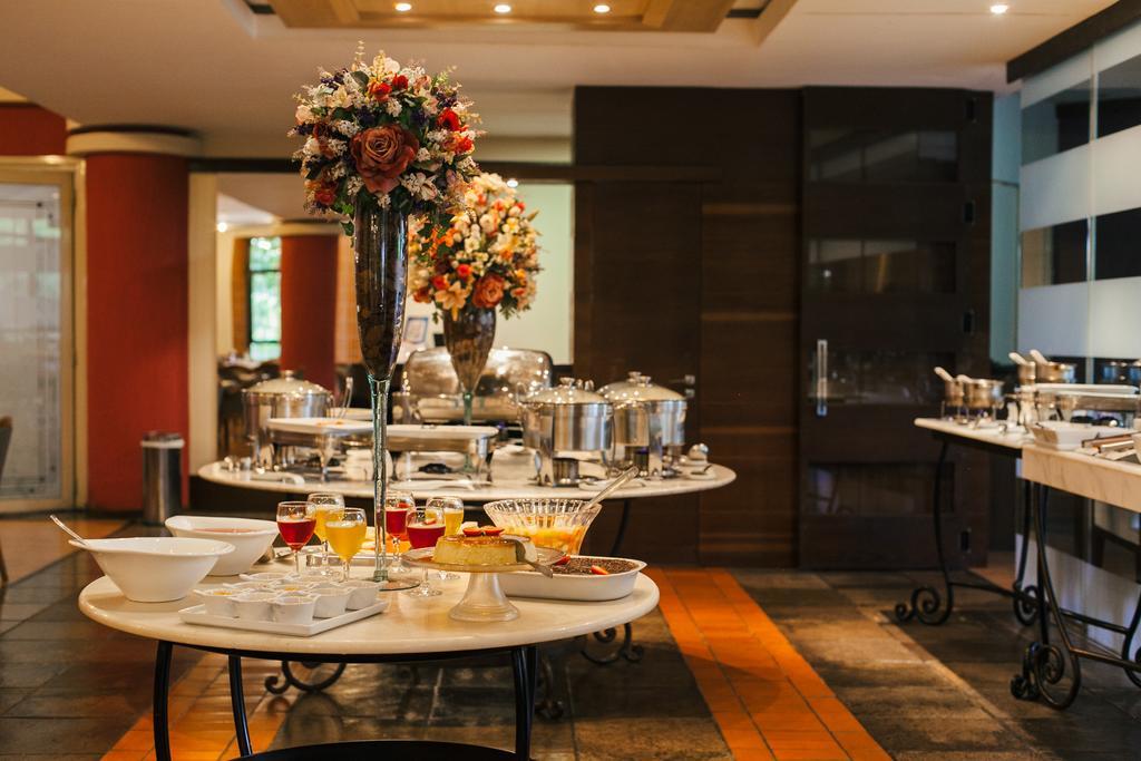 Swan Novo Hamburgo Hotel ภายนอก รูปภาพ